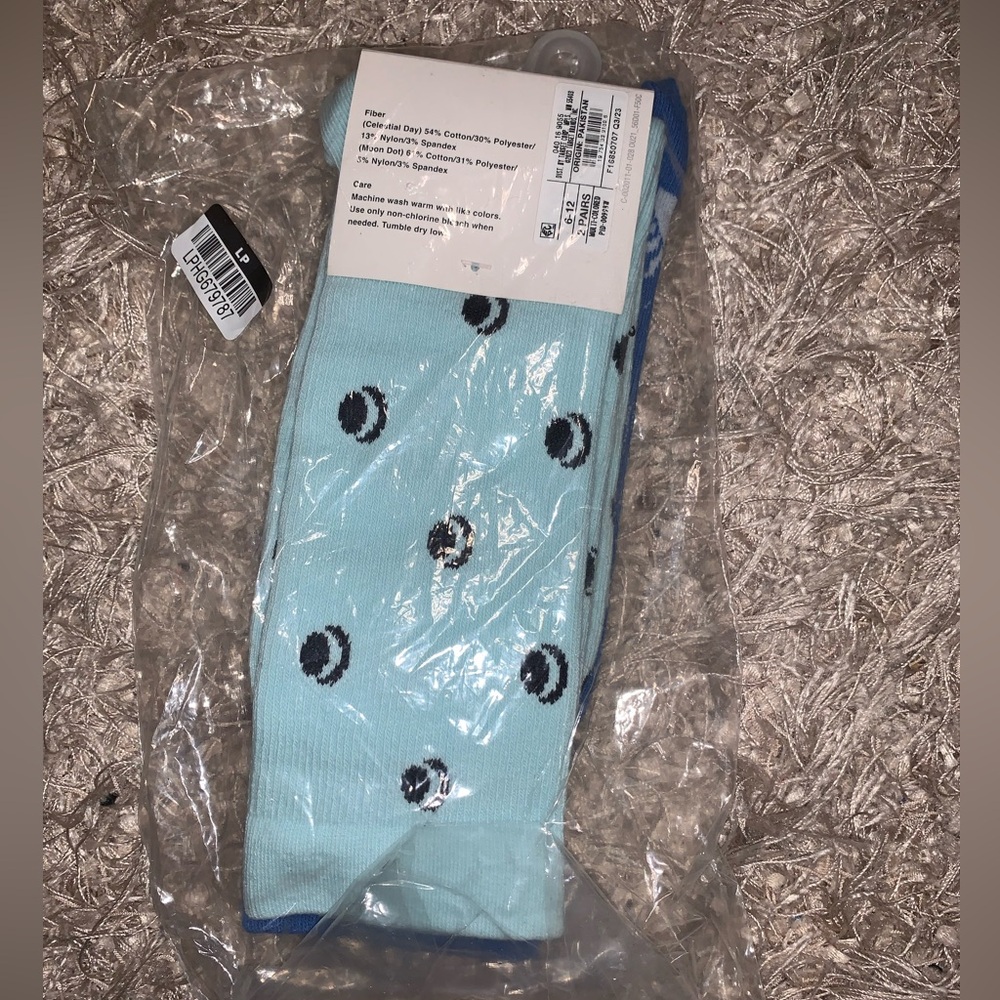 Original Use Blue and White Patterned Crew Socks 2 pack NWT